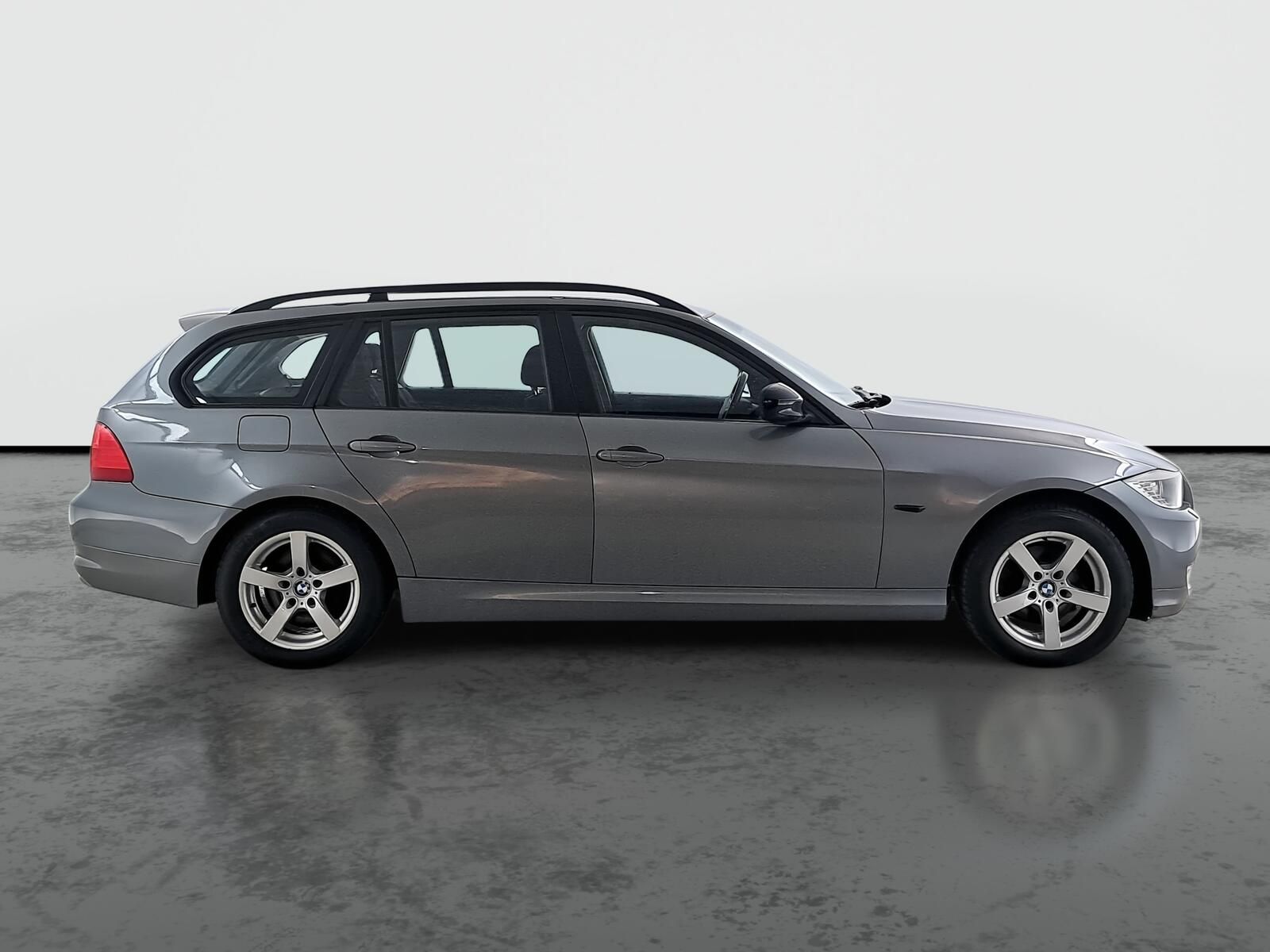 BMW Řada 3, 318 i, Automatická klima - fotka 6