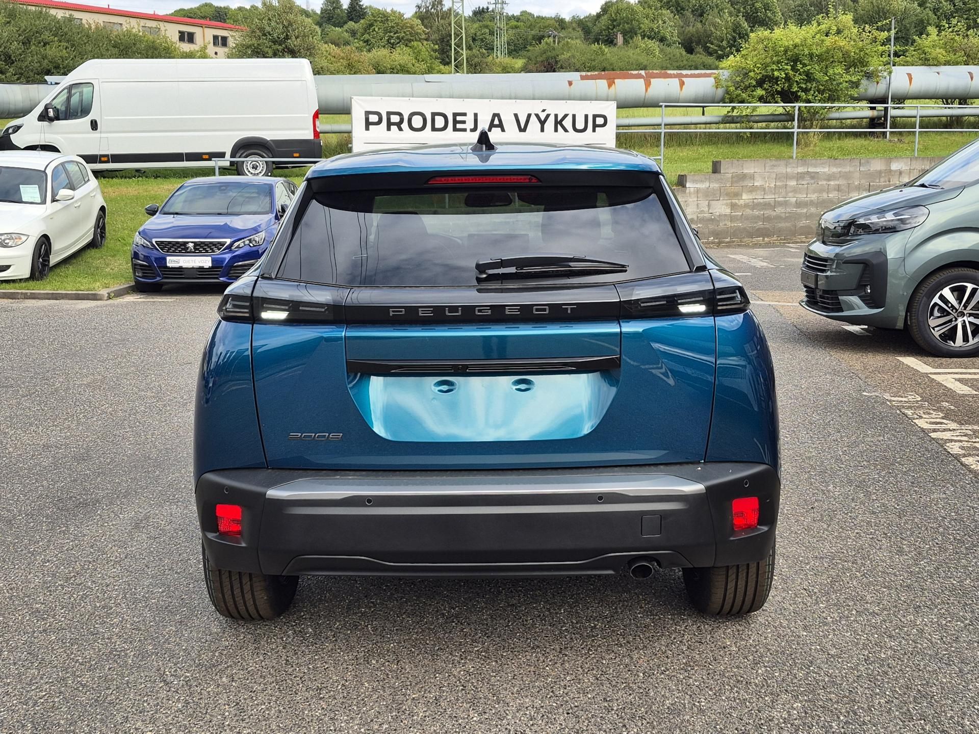 Peugeot 2008, ALLURE Turbo 100 MAN6 - fotka 4