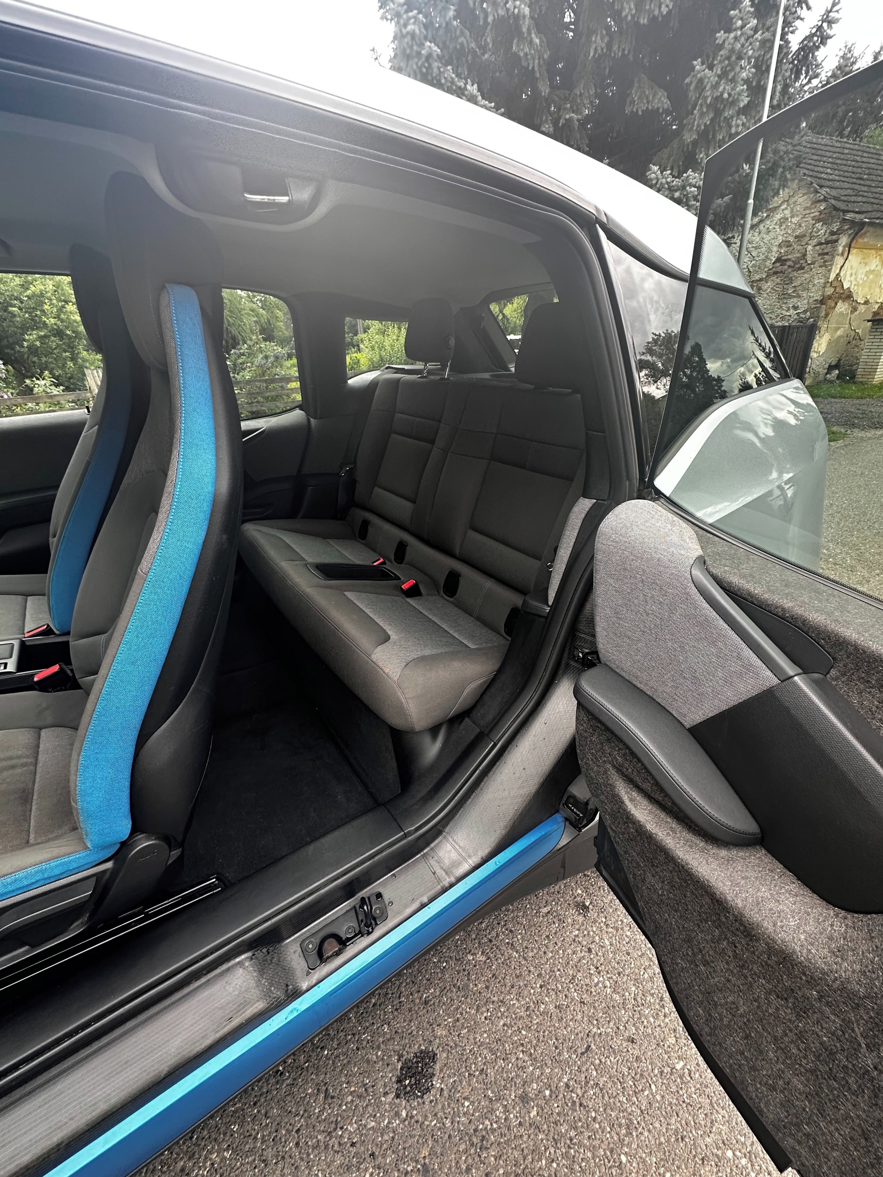 BMW i3, BMW i3 60 Ah 75 kW - fotka 6