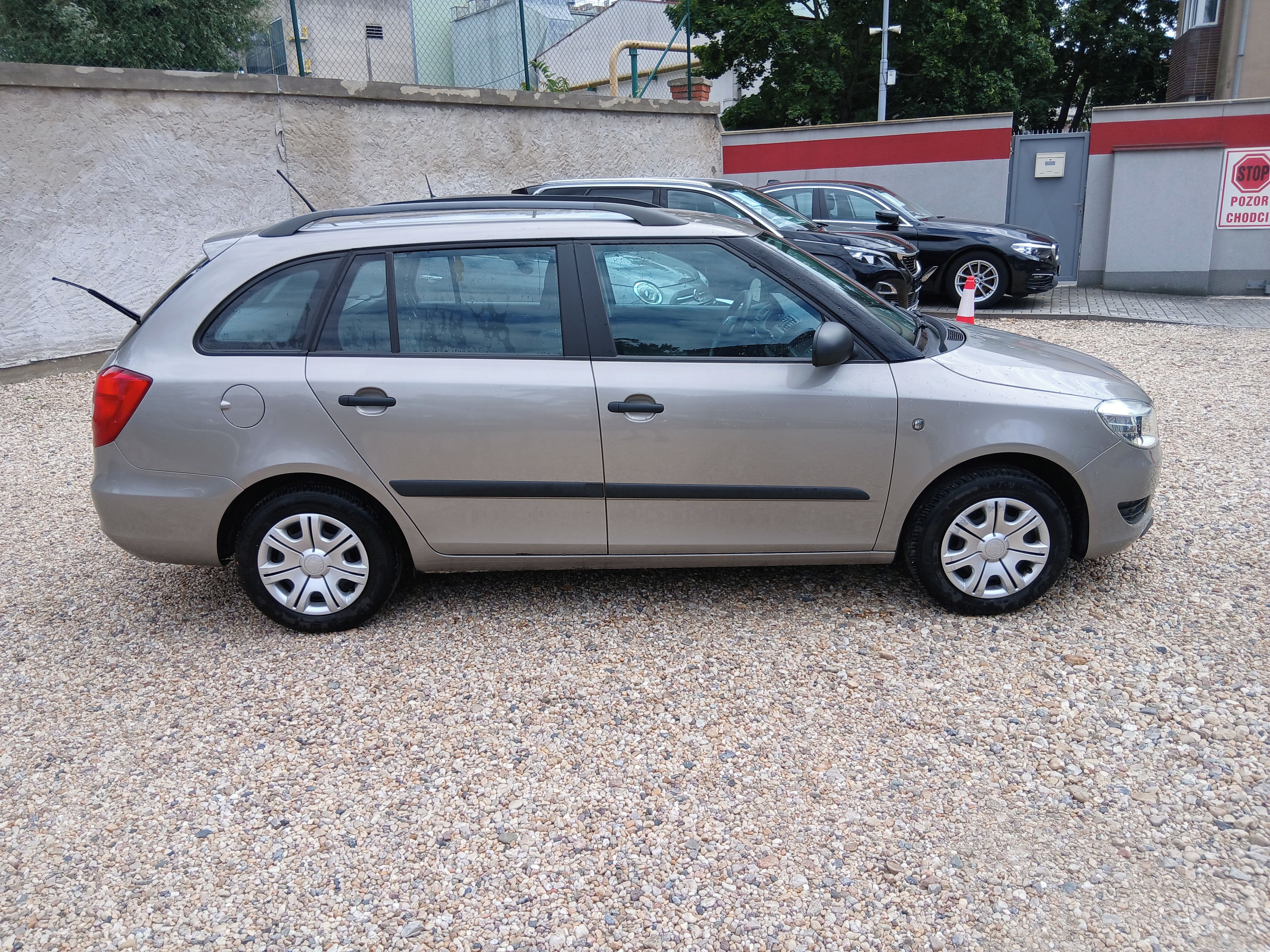 Škoda Fabia, 1.2TSi 63KW Klima S.Kniha+Kola - fotka 4