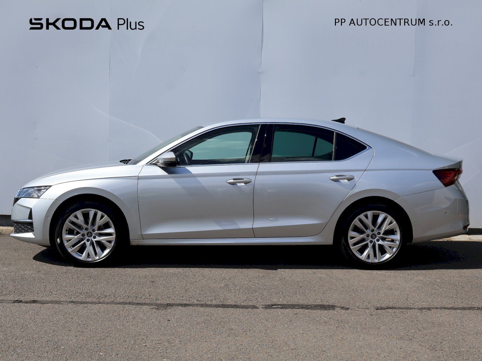 Škoda Octavia, Exclusive Selection 1.5TSI 110 - fotka 3