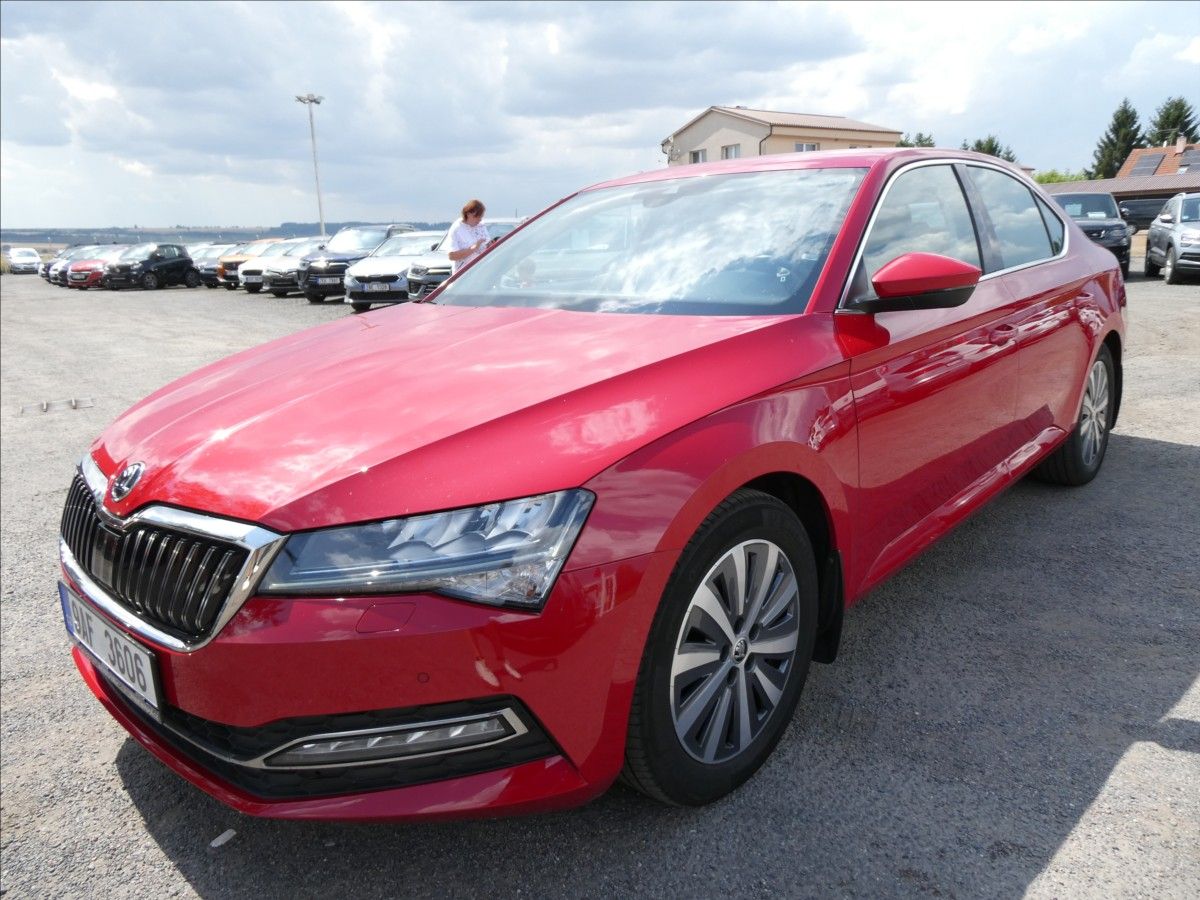 Škoda Superb, 1,5 TSi 110kW STYLE+, NAVI,LED - fotka 3