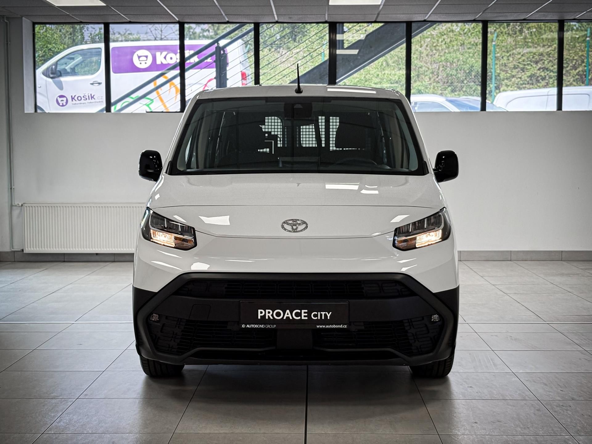 Toyota Proace City, CrewCab Long, 1.5L, 6st. manuá - fotka 3