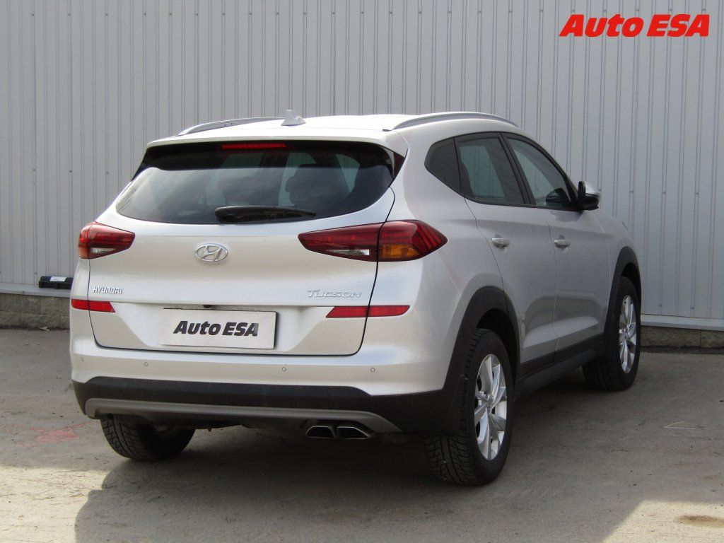 Hyundai Tucson, 1.6CRDi,ČR,AC,navi - fotka 4