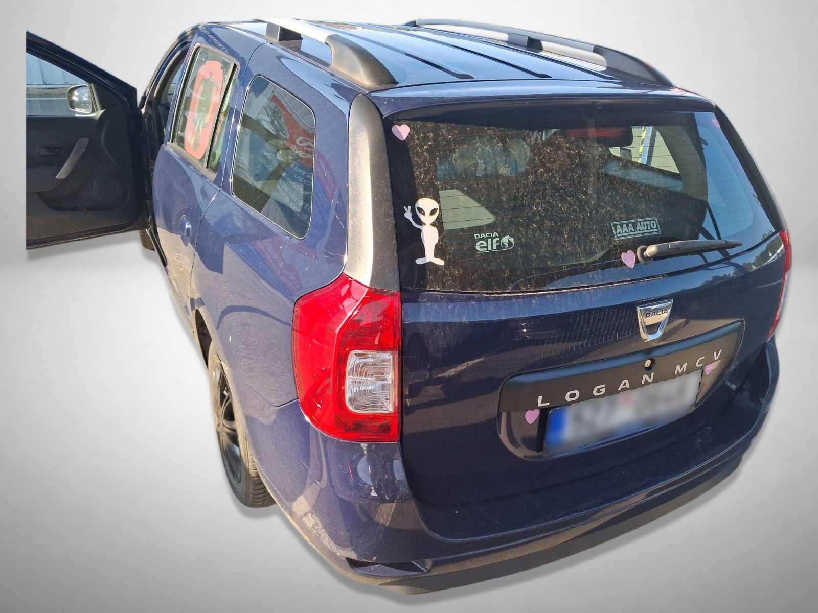 Dacia Logan, 1.2 16V, Klima, El. okna - fotka 2
