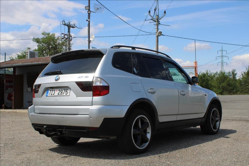 BMW X3, 2,0 D  4 x 4, AUTOMAT - fotka 4