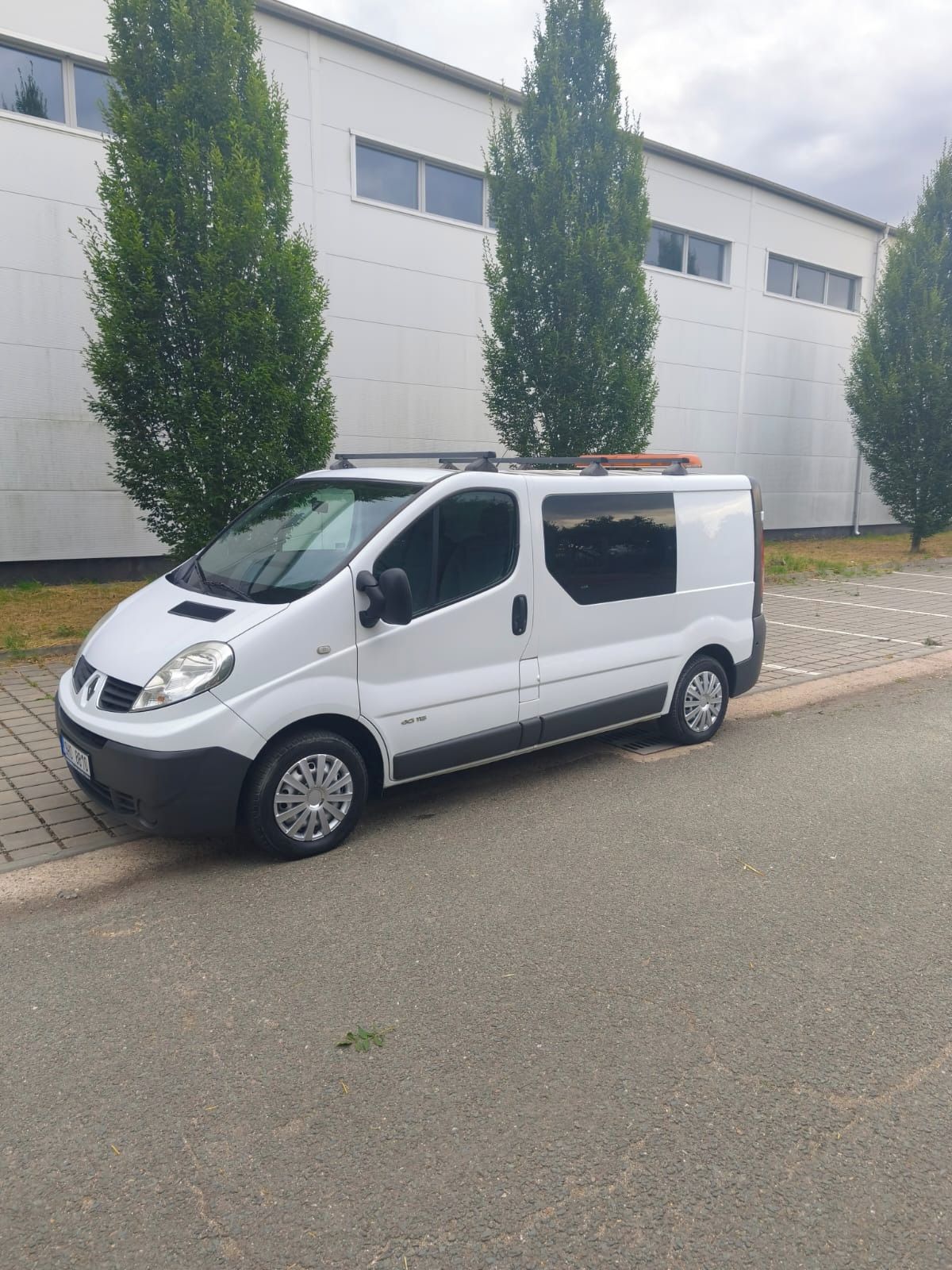 Renault Trafic, 2.0 DCI,6 míst,NOVÉ V ČR,DPH