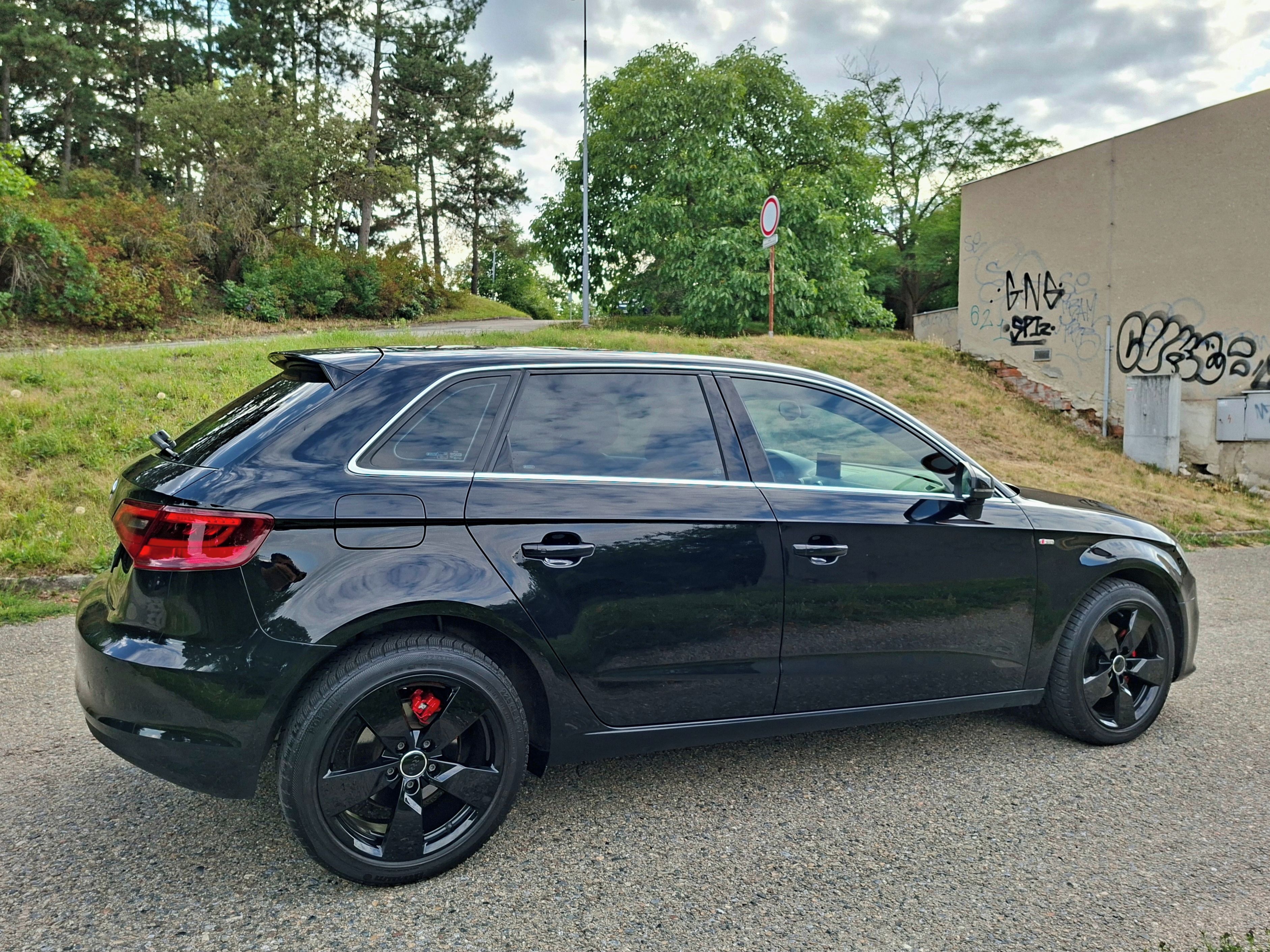 Audi A3, 1.6TDI,Bixenon,Led,Kůže,NováTK - fotka 6