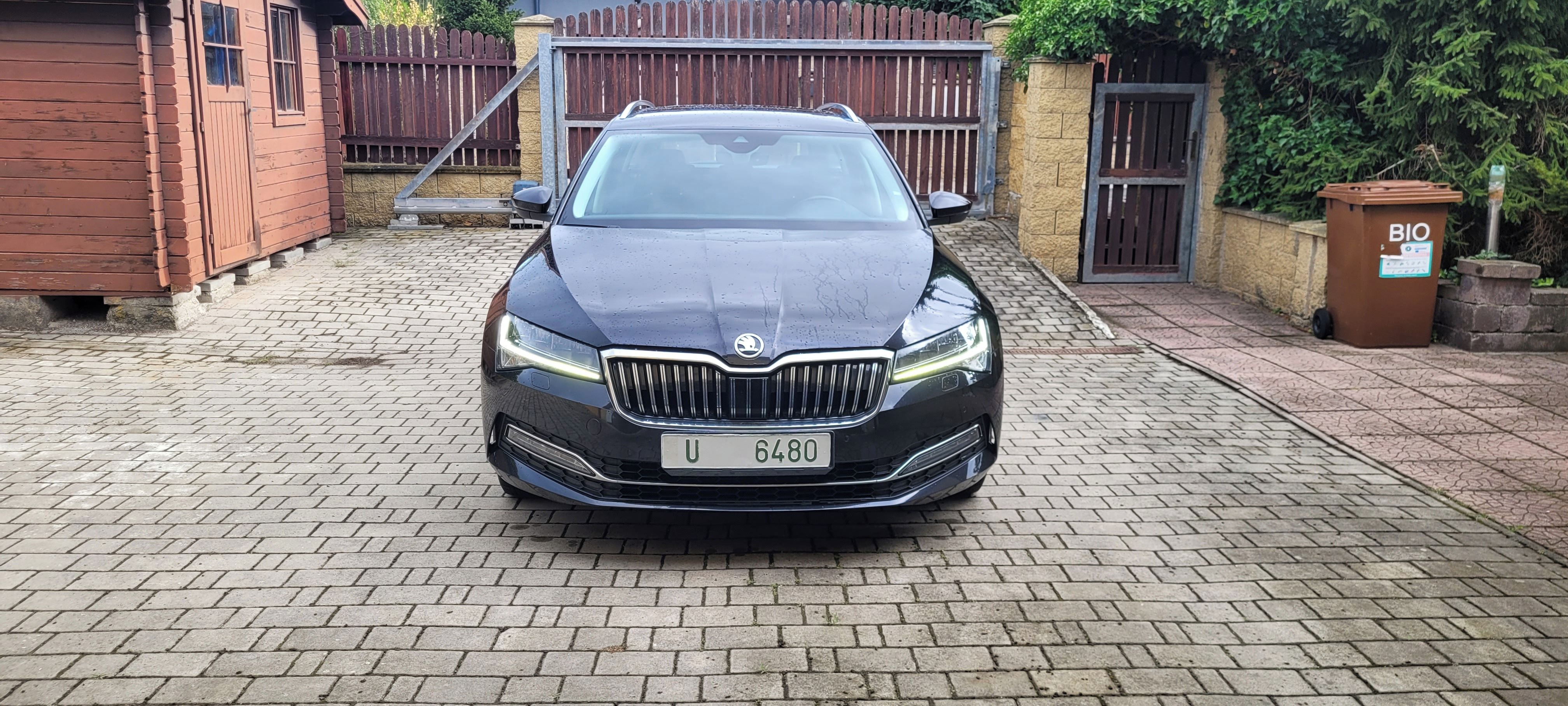 Škoda Superb, 2,0TDi DSG 2022 FACELIFT - fotka 2