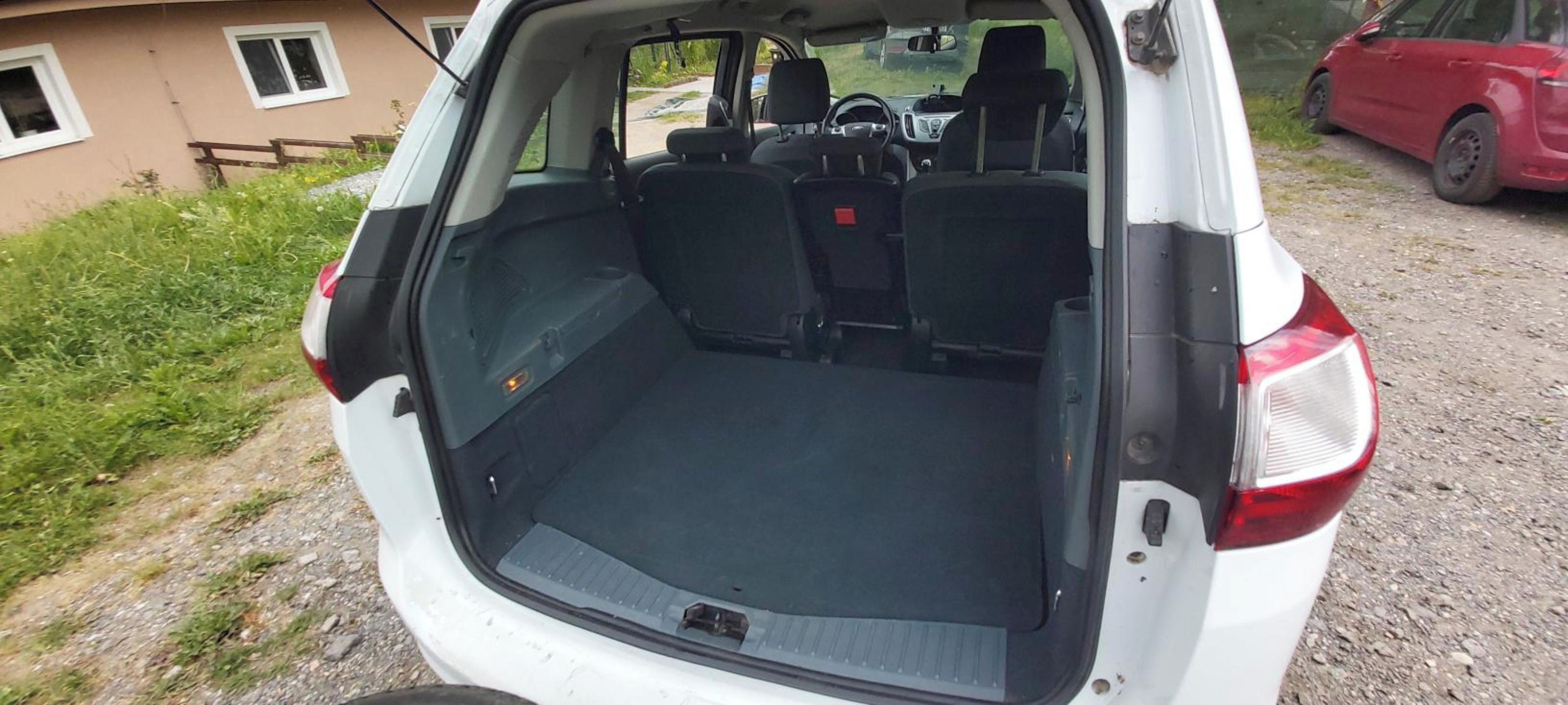 Ford Grand C-MAX, FORD C-MAX GRAND 70 kW, Nafta - fotka 5