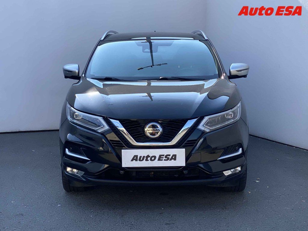 Nissan Qashqai, 1.3tce,2.maj,ČR - fotka 2