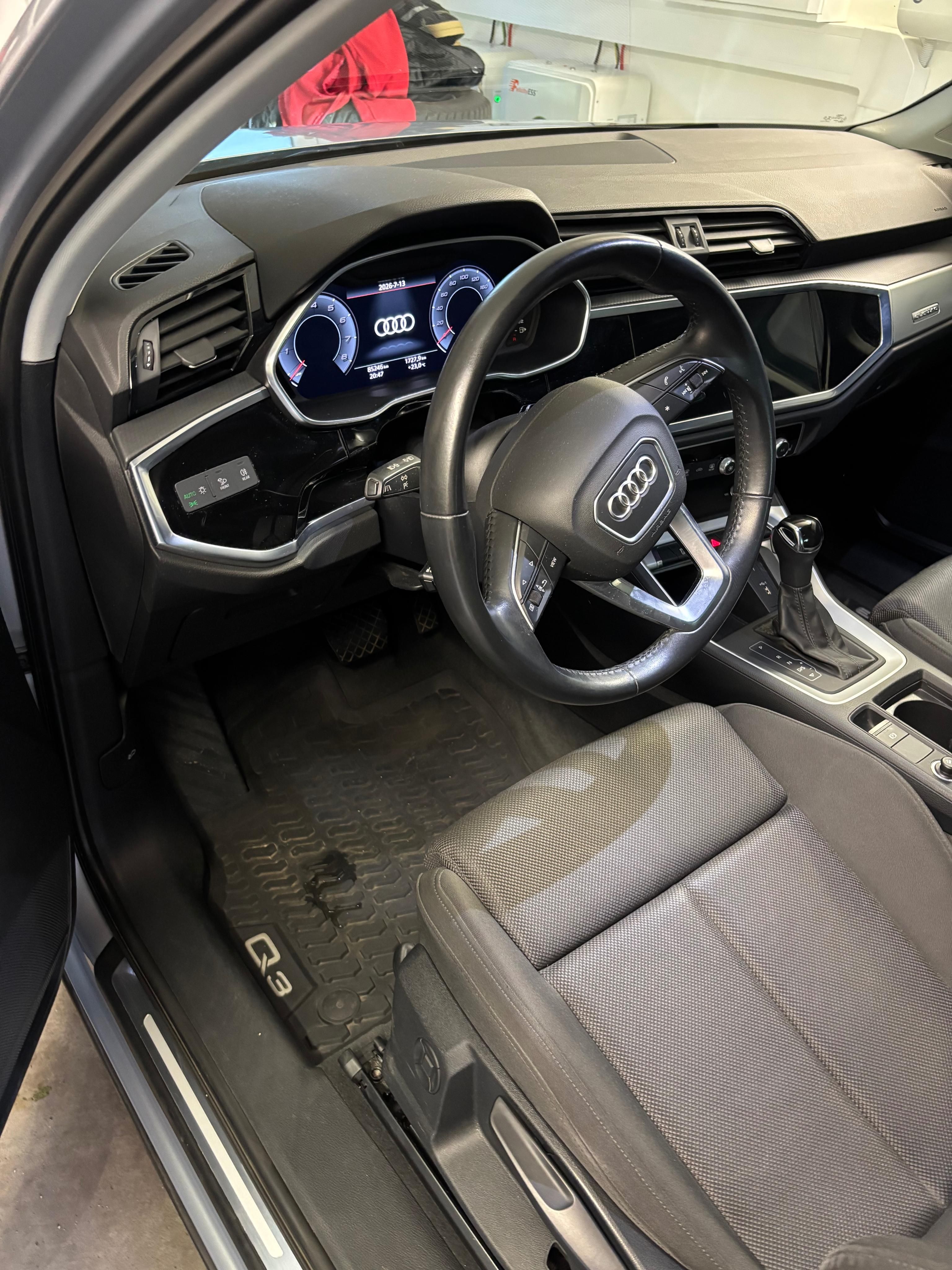 Audi Q3, 2.0 TSI,4x4, nezávislé topení - fotka 6