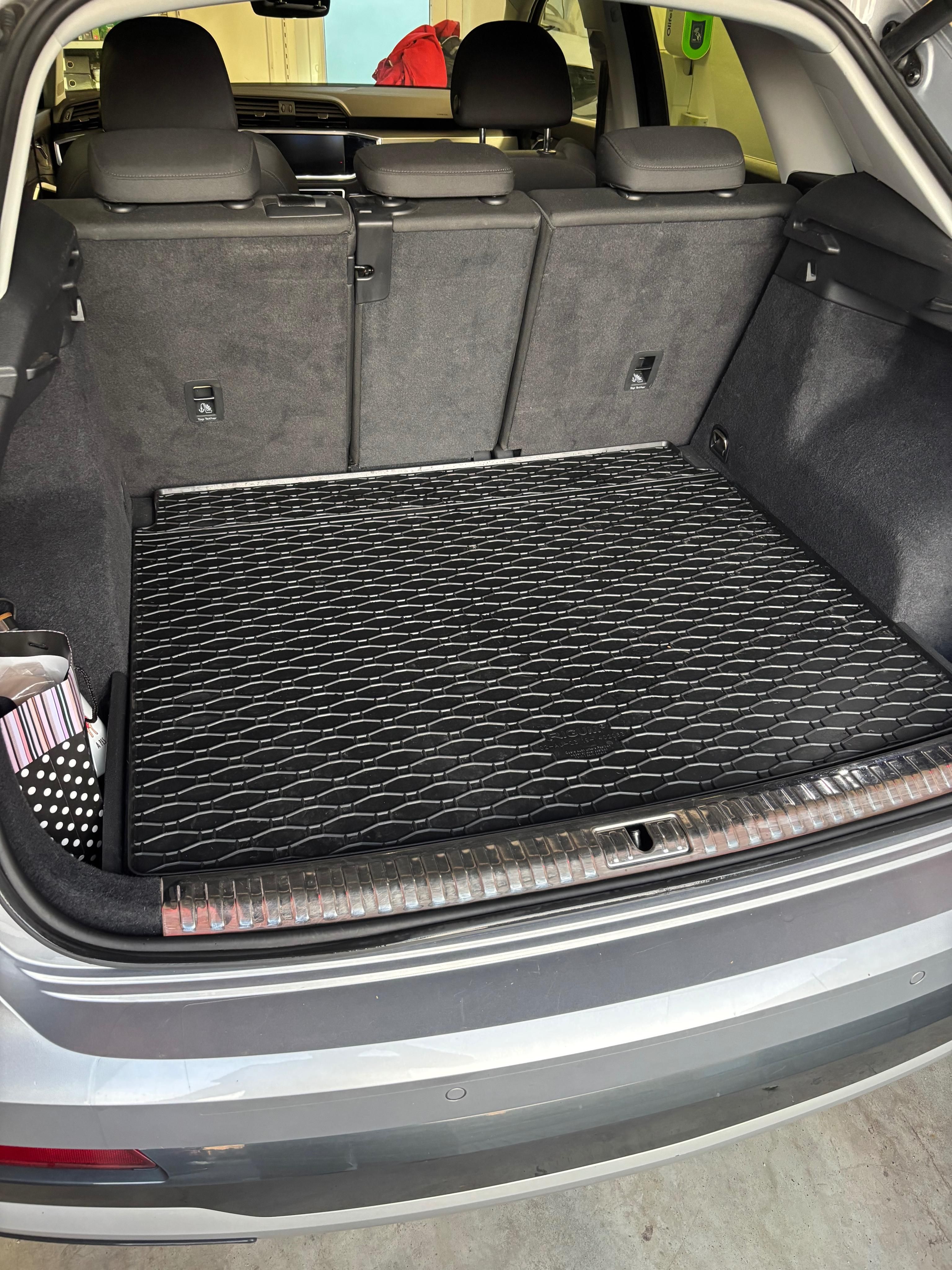 Audi Q3, 2.0 TSI,4x4, nezávislé topení - fotka 5