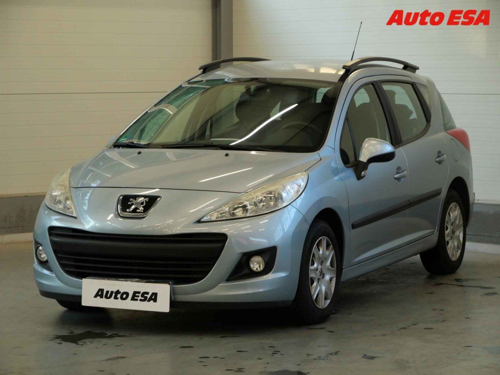 Peugeot 207, 1.4i,2.maj,ČR - fotka 3