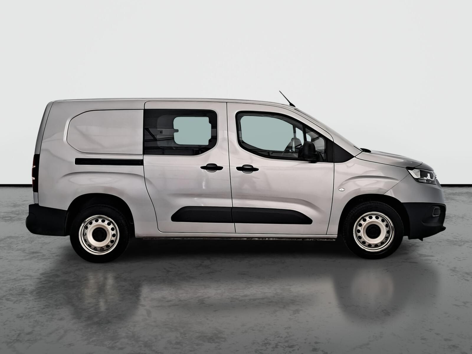 Toyota Proace City, 1.5 D-4D, 5Míst, Klima, ČR - fotka 6