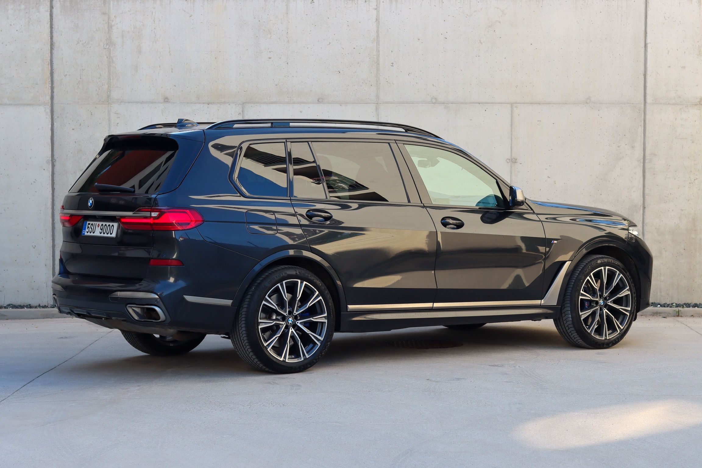 BMW X7, M50i M-paket - fotka 5