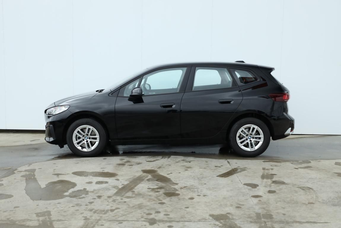 BMW Řada 2, 218i Active Tourer - fotka 6