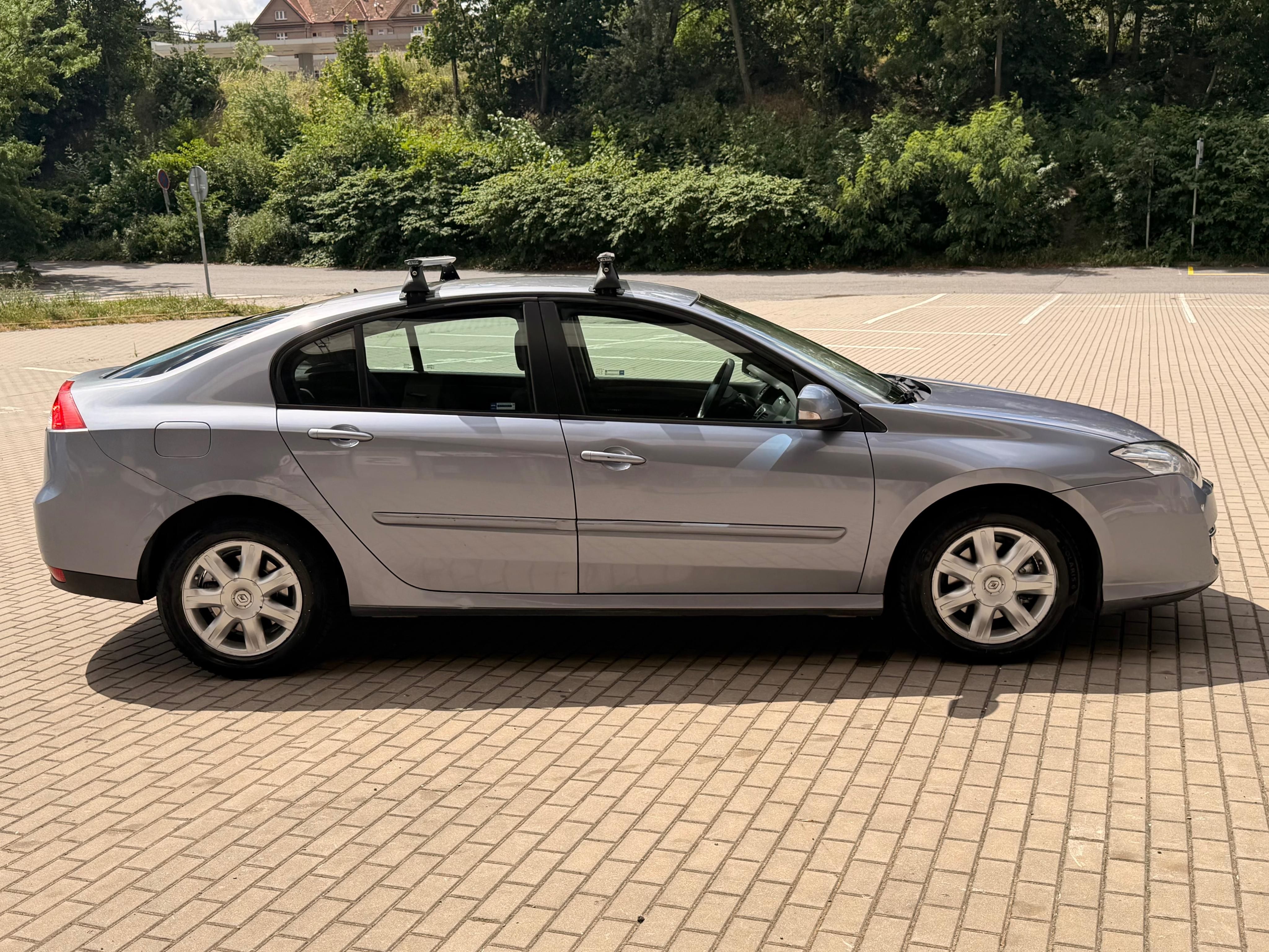 Renault Laguna, 2.0 dCi, 110kw Původ ČR - fotka 6