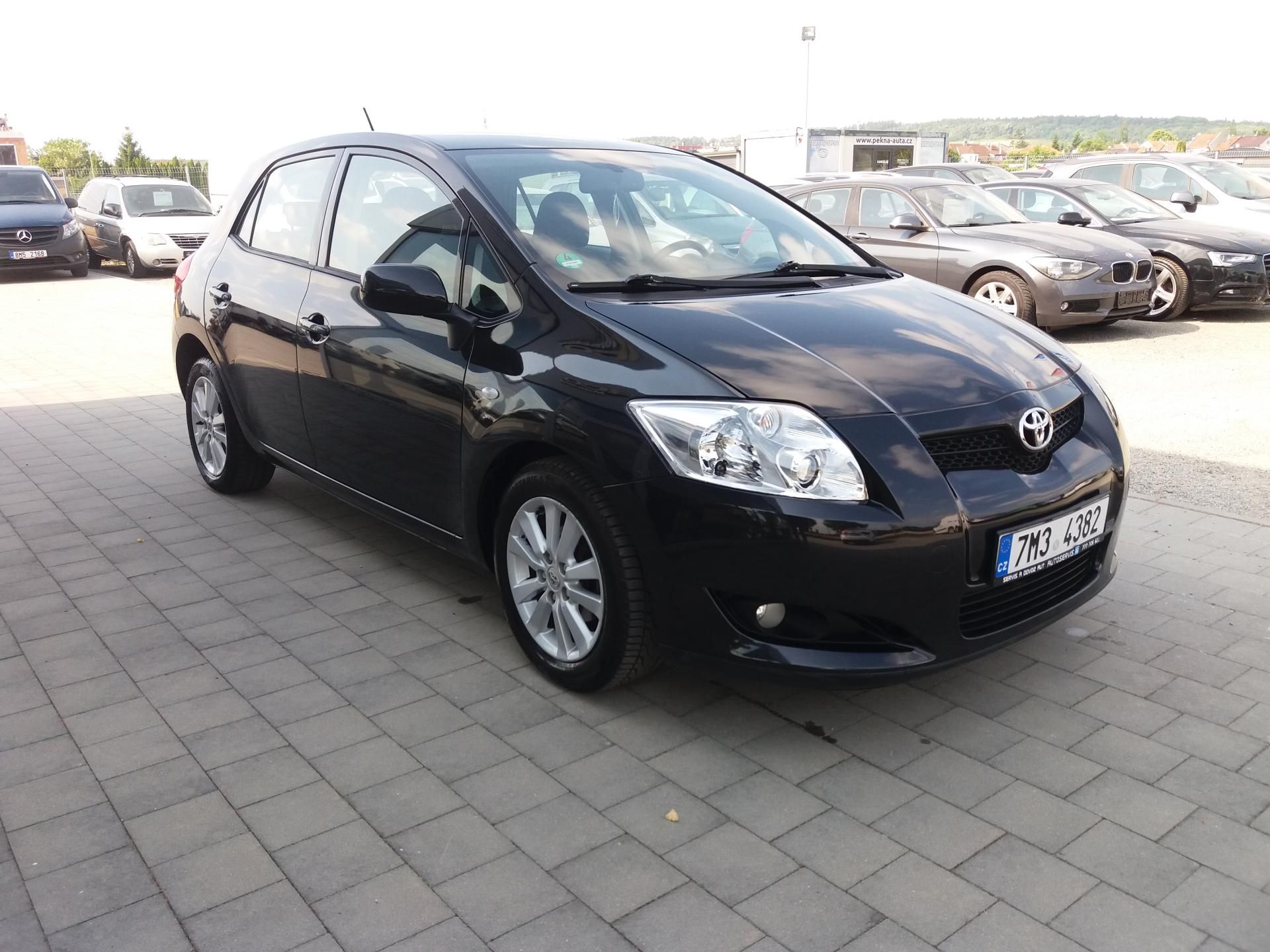 Toyota Auris, 1.4VVTi,71kW,DIG.KLIMA,TAŽNY!! - fotka 3
