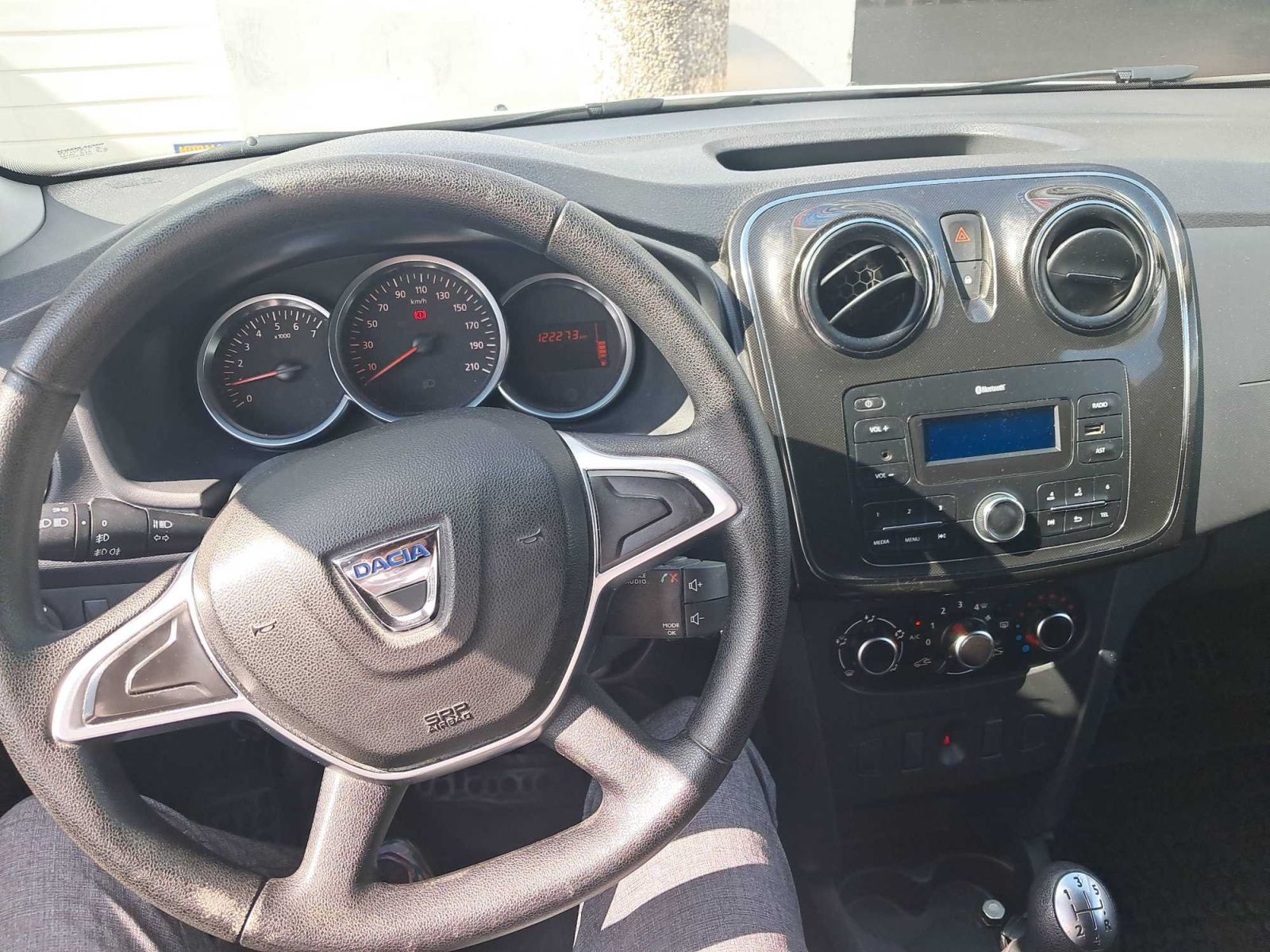Dacia Logan, 1.0 SCe, Klima, El. okna - fotka 3