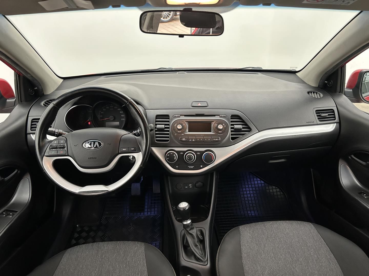 Kia Picanto, 1.0i 49kW Cool - fotka 5