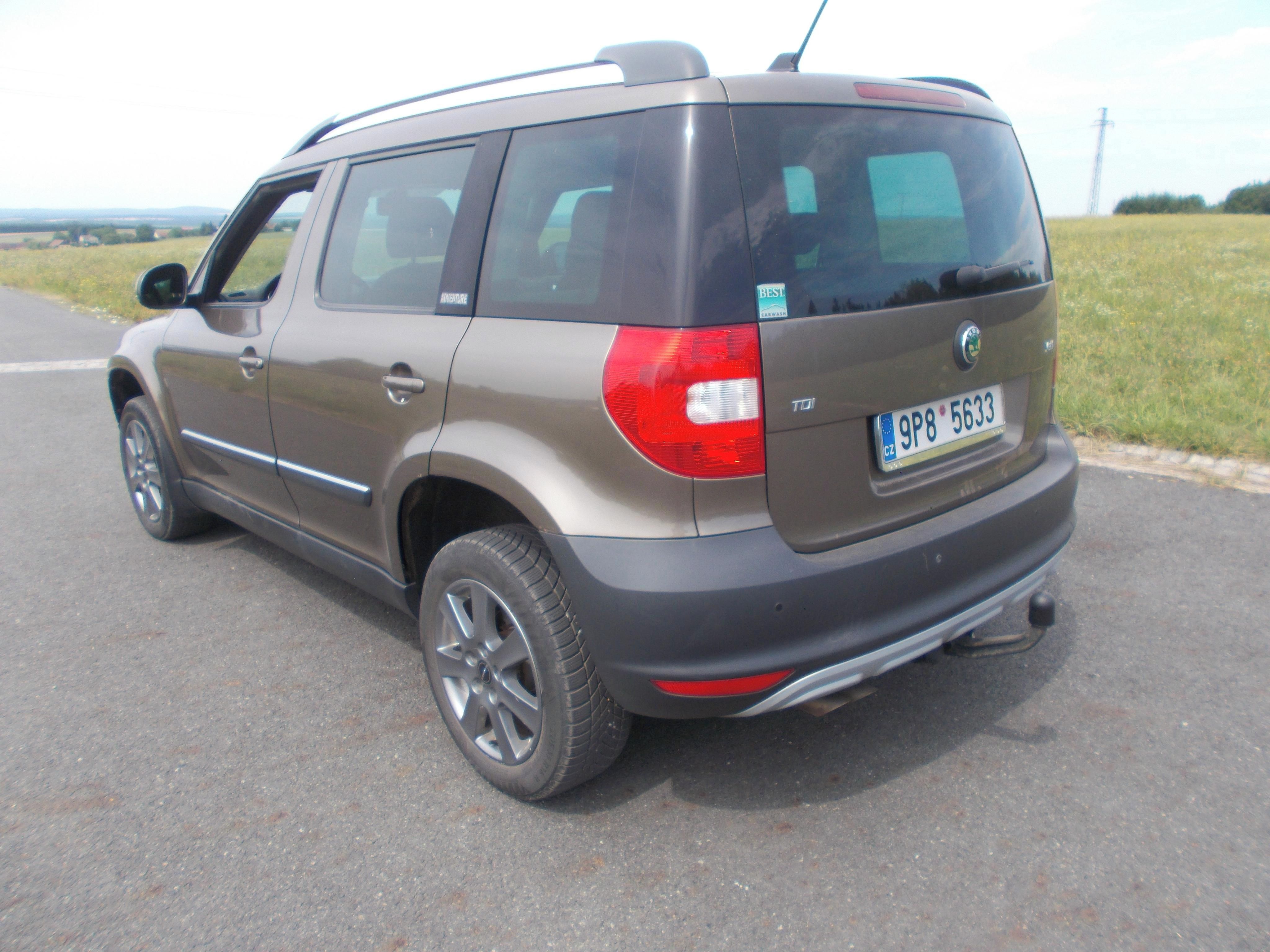 Škoda Yeti, 2,0 TDI 81 KM SERVISOVANÉ - fotka 3