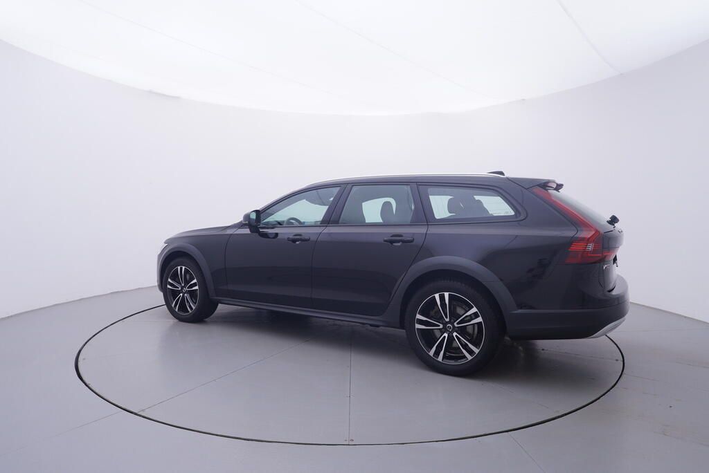 Volvo V90, Pro Cross Country D5 2.0 173 k - fotka 3