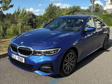 BMW 330e xDrive M Sport