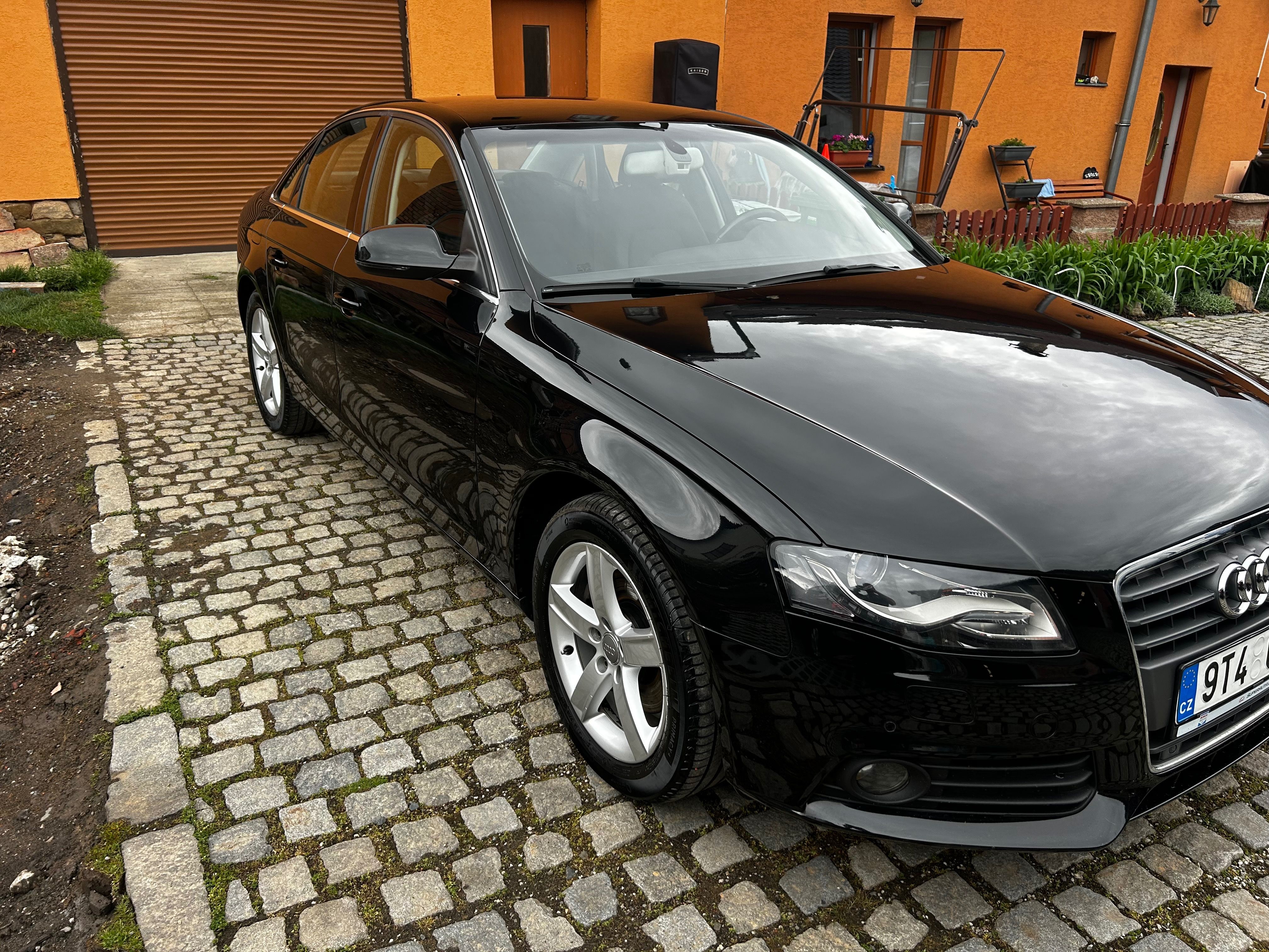 Audi A4 - fotka 2