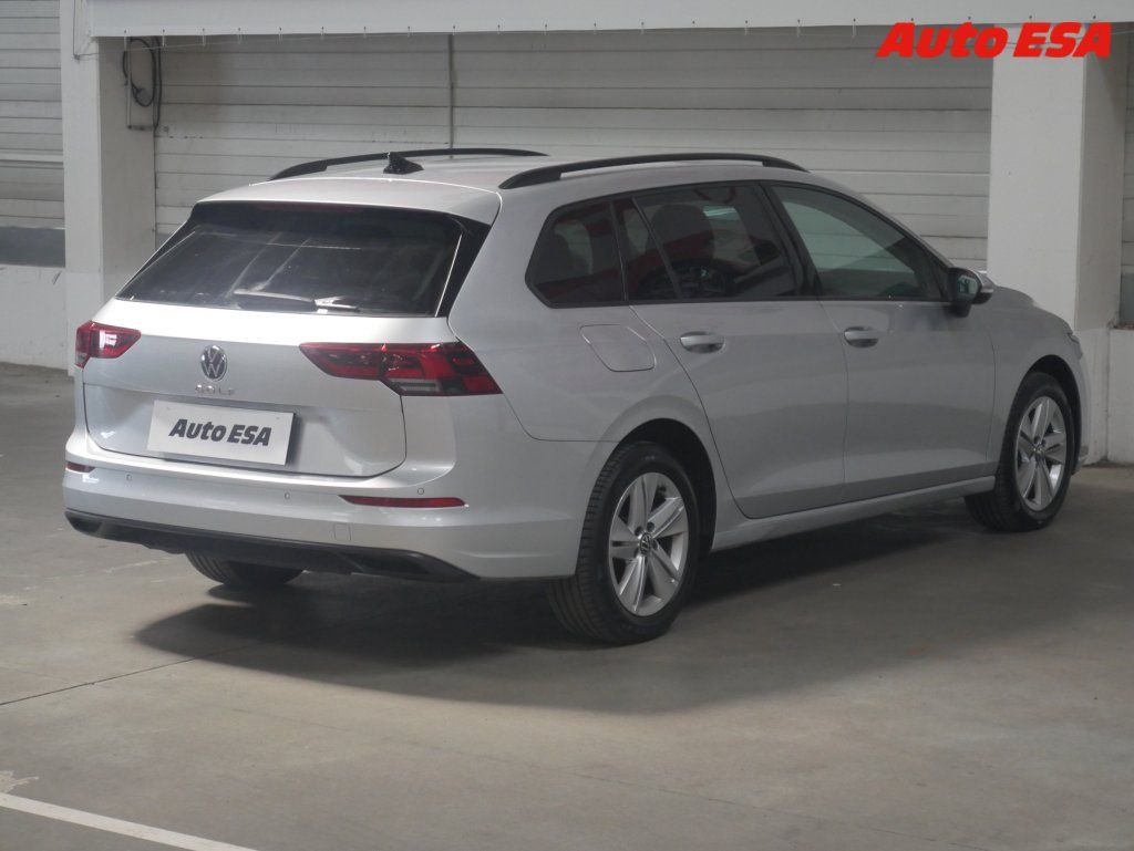 Volkswagen Golf, 2.0 TDi,Life,LED,navi - fotka 4