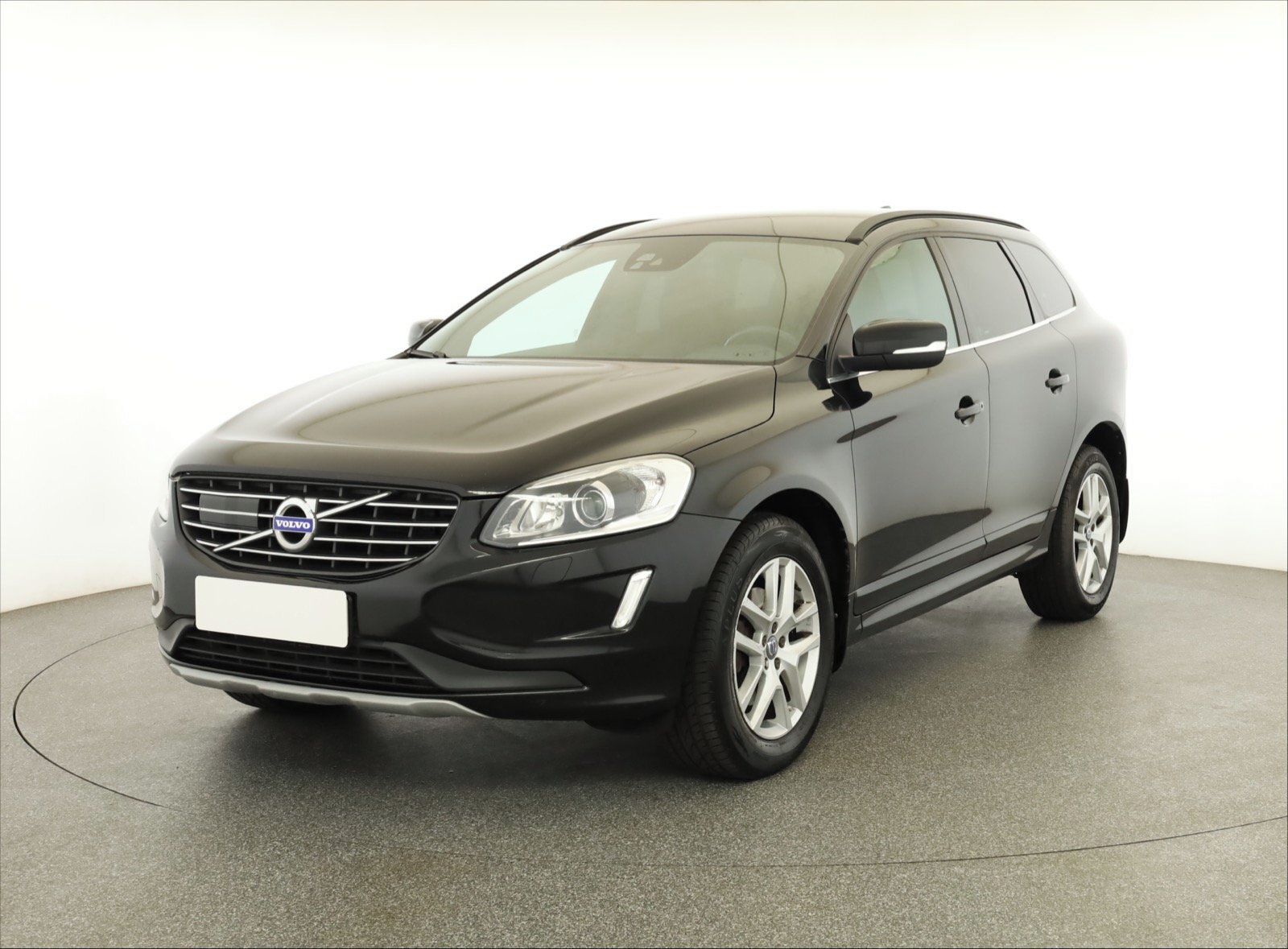 Volvo XC60, D4, 4X4, Automat, Kůže, Navi - fotka 3