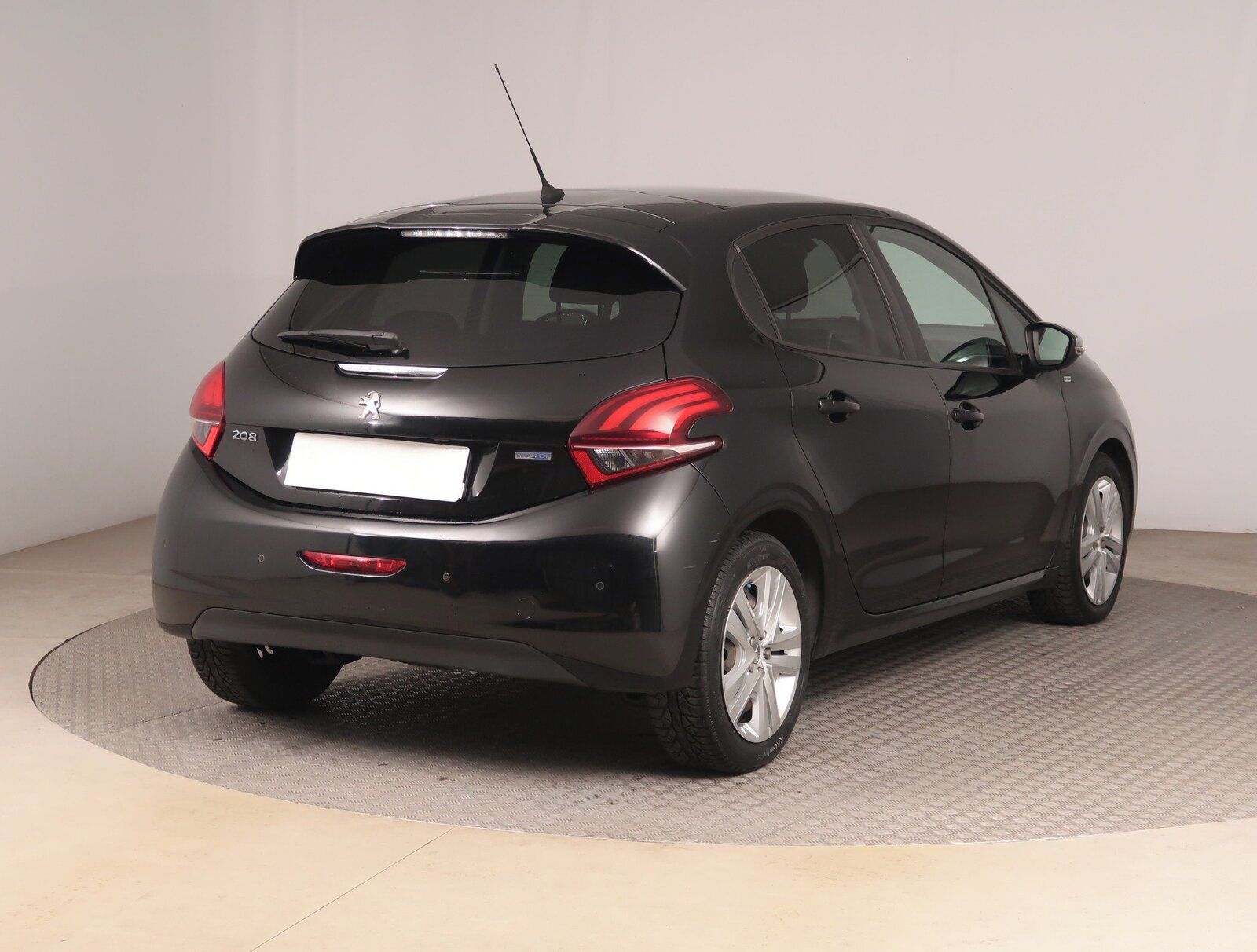 Peugeot 208, 1.6 BlueHDi, Klima, Tempomat - fotka 5