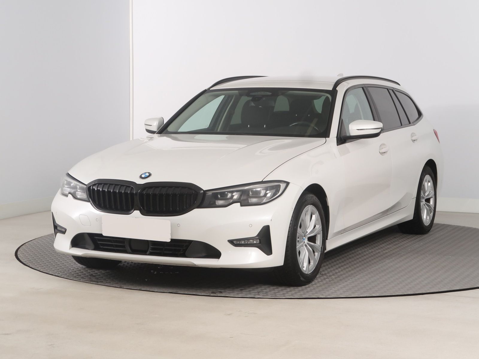 BMW Řada 3, 320 d xDrive, 4X4, Automat - fotka 3