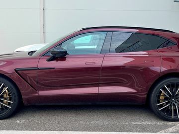 Aston Martin DBX 4.0 V8 AWD