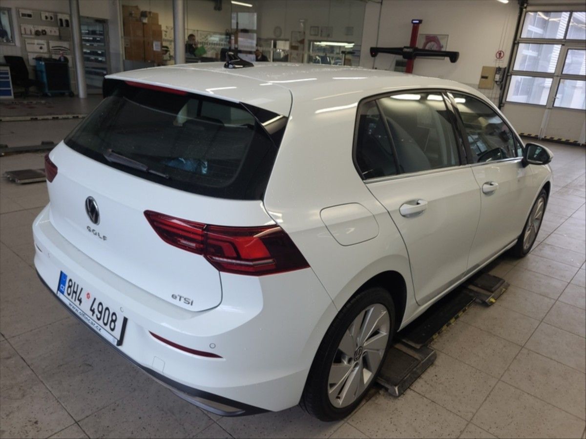 Volkswagen Golf, 1,5 TSi Style DSG - fotka 2