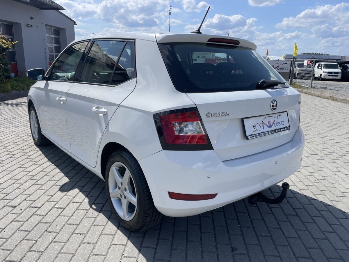 Škoda Fabia, 1,0 MPi 44kw Klima ESP Tažné, - fotka 3