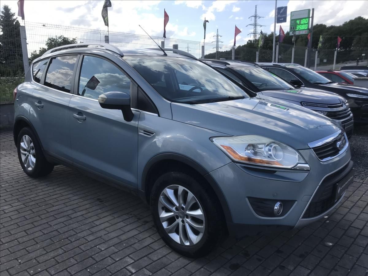 Ford Kuga, 2,0   Titanium 4X4 - fotka 3