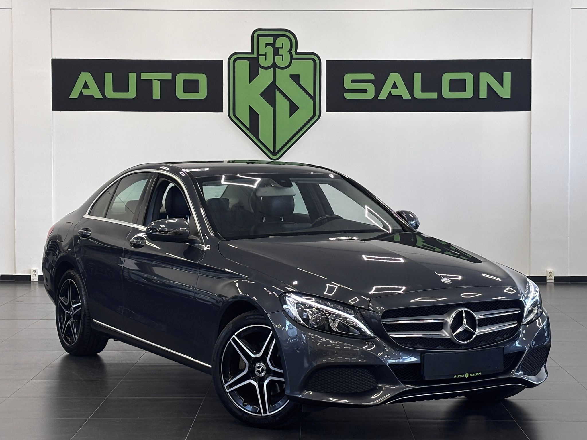 Mercedes-Benz Třídy C, 85kW, LED, Navigace