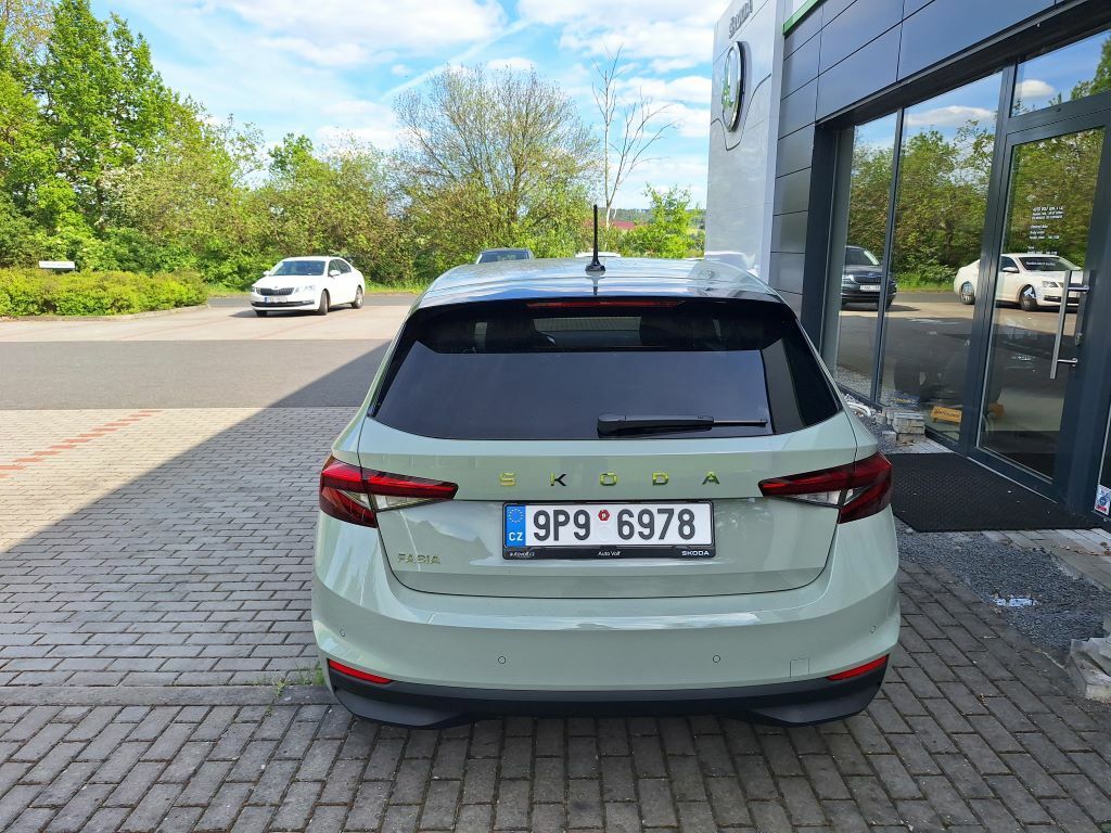 Škoda Fabia, Top Selection 1,0TSI 85kW - fotka 6