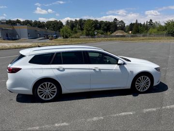 Opel Insignia, Matriix svetla.