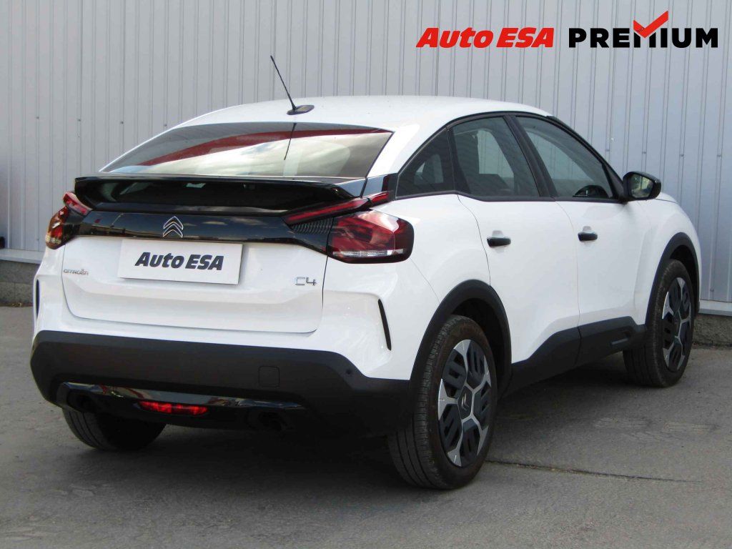 Citroën C4, 1.2 PureTech,ČR - fotka 4