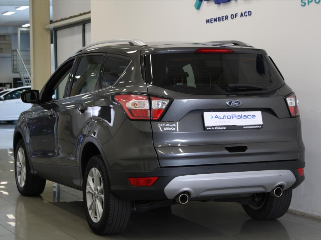Ford Kuga, 1,5 EB 110kW ST 54tkm. 1.maj. - fotka 3