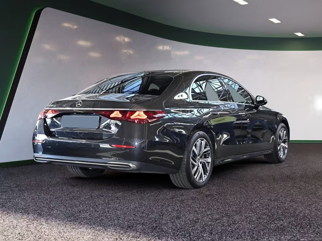 Mercedes-Benz Třídy E, 300 de Avantgarde Advanced - fotka 2