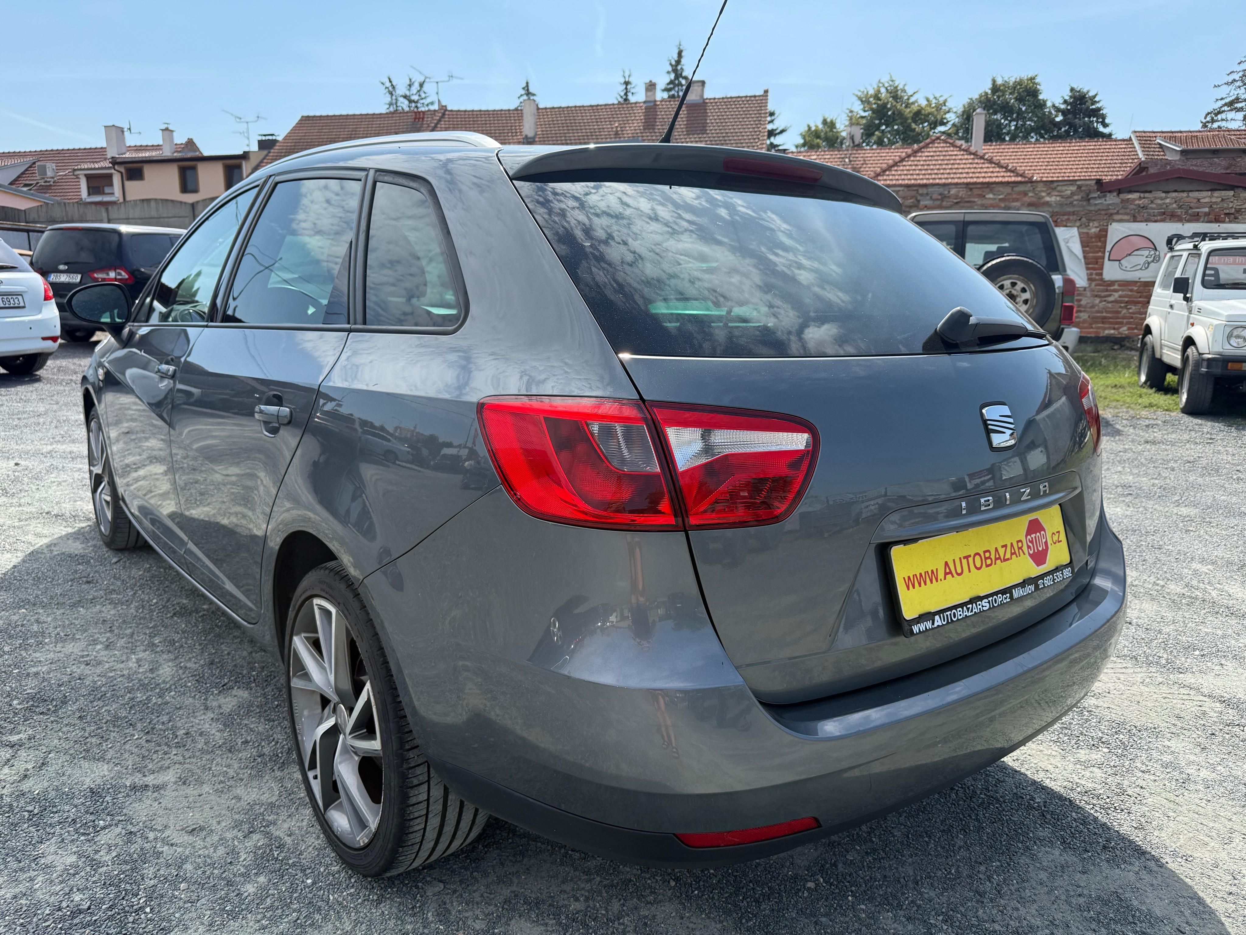 Seat Ibiza, 1.2 TSI 77kW NEHAVAROVANÉ - fotka 4