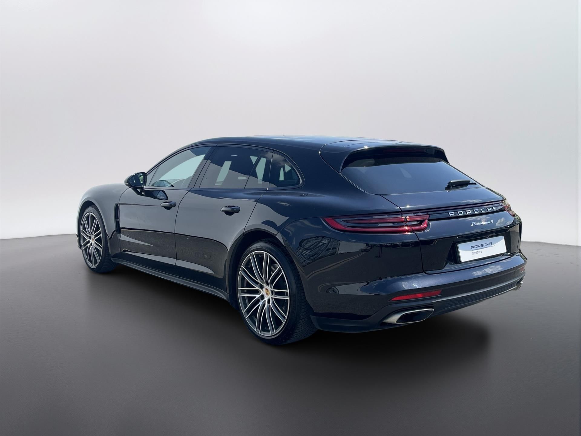 Porsche Panamera, 4 SportTurismo - fotka 3