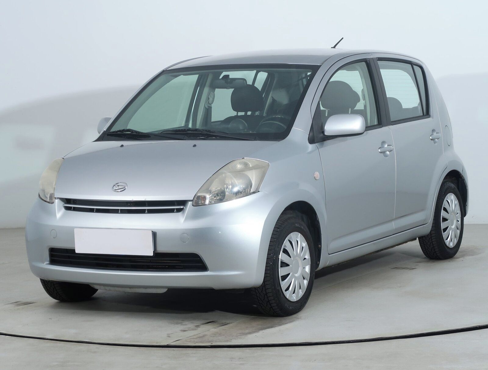 Daihatsu Sirion, 1.3, po STK - fotka 2