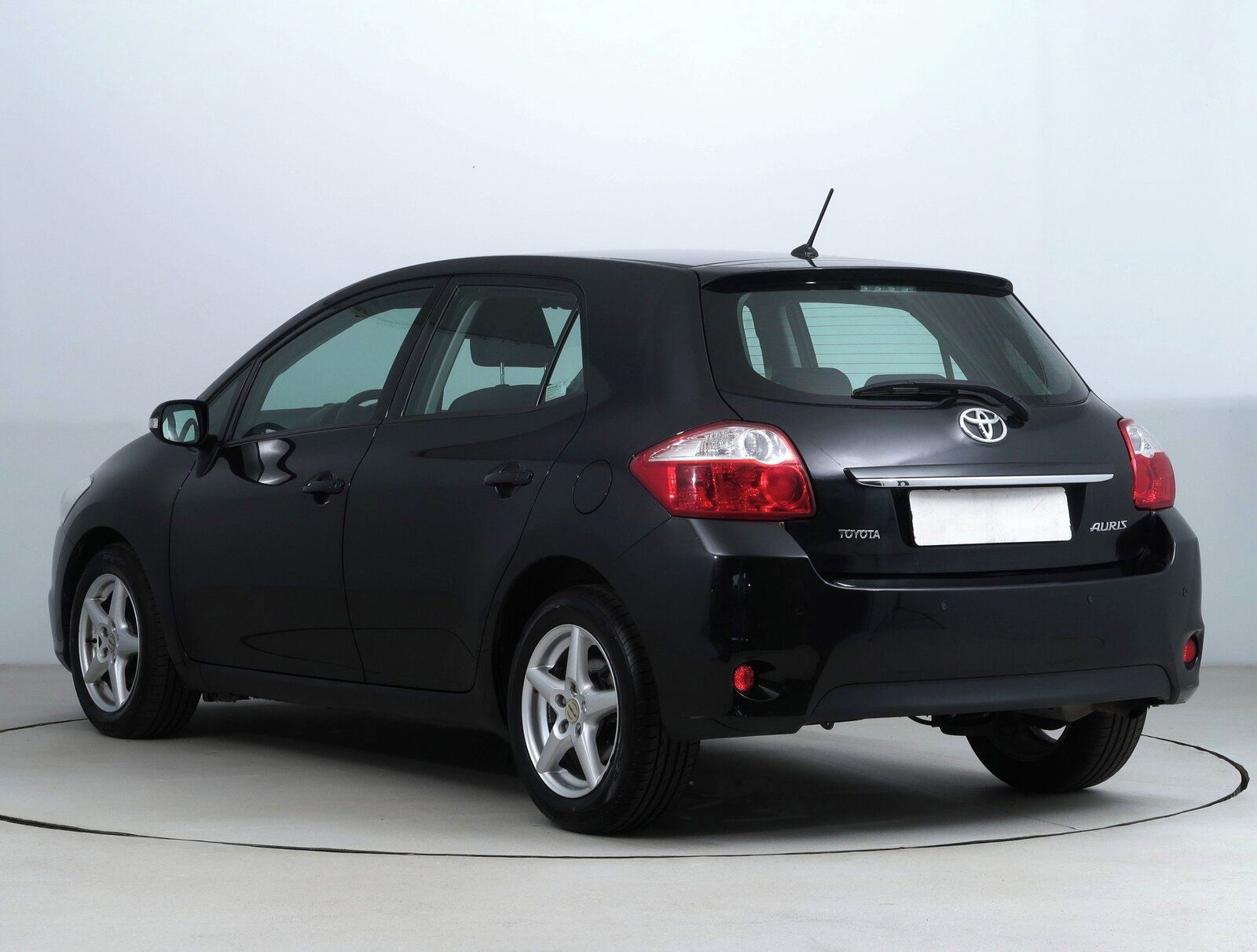Toyota Auris, 1.6 Valvematic, Automat - fotka 4