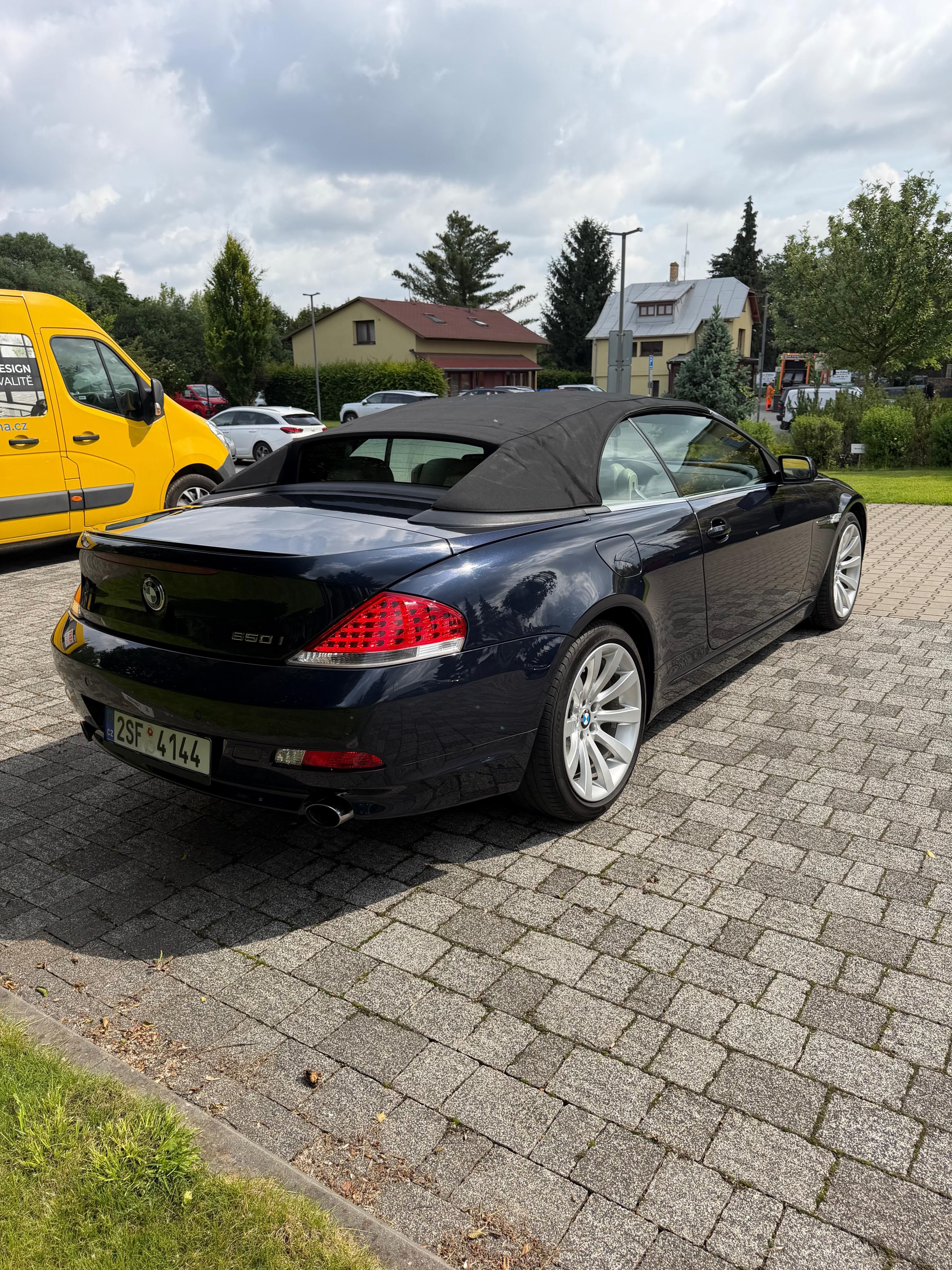 BMW Řada 6, BMW 650i cabrio - fotka 3