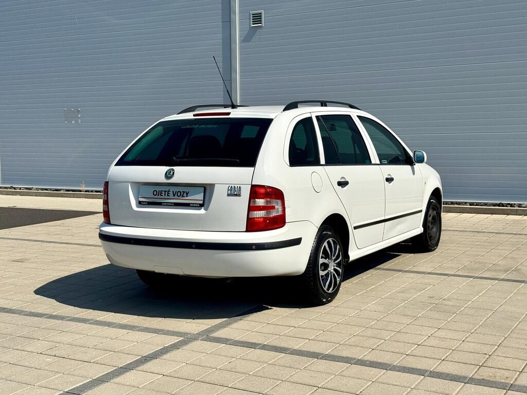 Škoda Fabia, 1.4 MPI 59 kW - fotka 5