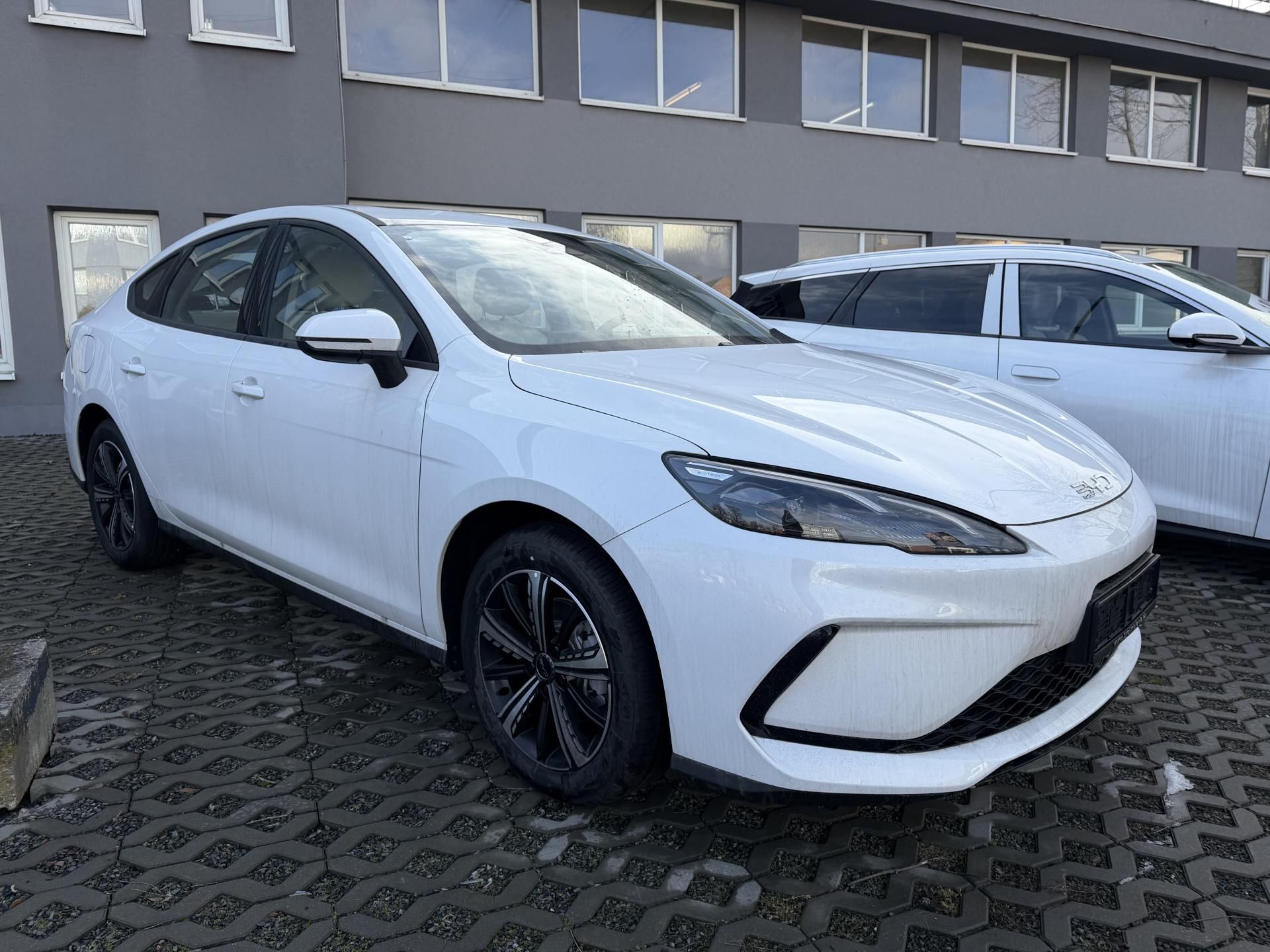 BYD Seal 5 DM-i, Comfort Super Hybrid - fotka 6